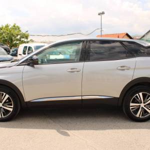 Peugeot 3008 1.2 Puretech Allure *NAVIGACIJA, LED, KAMERA*