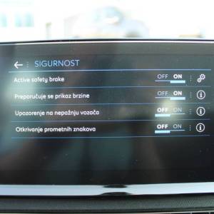 Peugeot 3008 1.2 Puretech *LED, NAVIGACIJA, KAMERA*