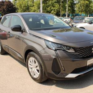 Peugeot 3008 1.2 Puretech *LED, NAVIGACIJA, KAMERA*