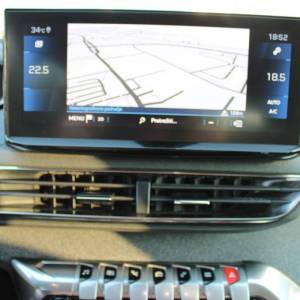 Peugeot 3008 1.2 Puretech Allure AUTOMATIC *LED, NAVIGACIJA, KAMERA*