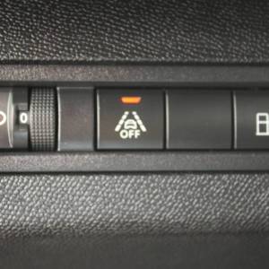 Peugeot 3008 Plug in Hybrid 180 AUTOMATIK *LED,NAVIGACIJA,KAMERA*