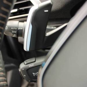 Peugeot 3008 Plug in Hybrid 180 AUTOMATIK *LED,NAVIGACIJA,KAMERA*