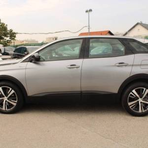Peugeot 3008 Plug in Hybrid 180 AUTOMATIK *LED,NAVIGACIJA,KAMERA*