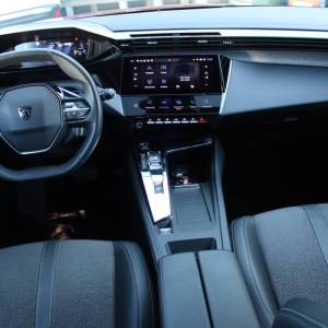 Peugeot 308 1.2 Puretech AUTOMATIK Allure *LED, NAVIGACIJA, KAMERA*