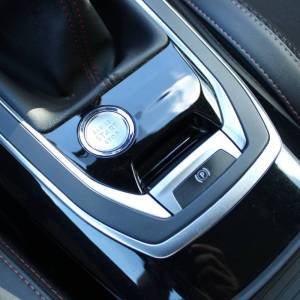 Peugeot 308 1.2 Puretech GT Line *PANORAMA, LED, NAVIGACIJA, KAMERA*