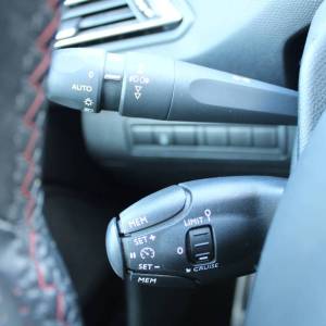 Peugeot 308 1.2 Puretech GT Line *PANORAMA, LED, NAVIGACIJA, KAMERA*