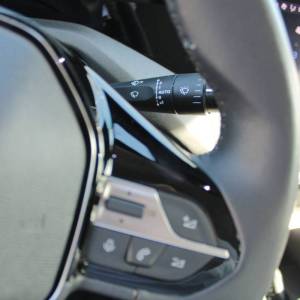 Peugeot 308 1.2 Puretech *NAVIGACIJA, LED*