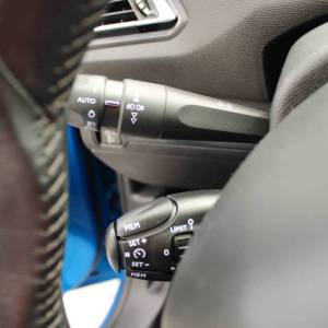 Peugeot 308 1.5 BlueHDi 130 SS *LED, NAVIGACIJA*