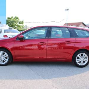 Peugeot 308 SW 1.2 Puretech *NAVIGACIJA*