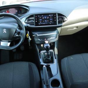 Peugeot 308 SW 1.2 Puretech *NAVIGACIJA*