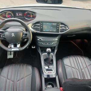 Peugeot 308 SW 1.2 Puretech GT Line *PANORAMA, LED, NAVIGACIJA*