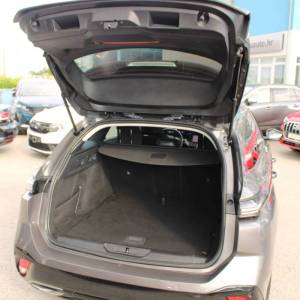 Peugeot 308 SW 1.5 BlueHDi Allure *LED, NAVIGACIJA, KAMERA*