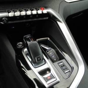 Peugeot 5008 1.2 Puretech AUTOMATIK Allure *7 sjedala, LED, NAVIGACIJA, KAMERA*
