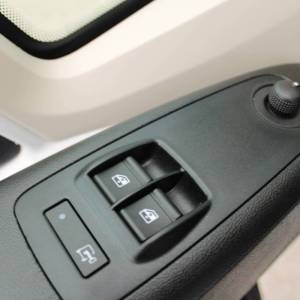 Peugeot Boxer 2.2 HDi L2H2 *NAVIGACIJA*