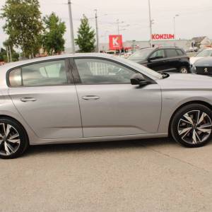 Peugoet 308 1.6 Plug-in Hybrid 180 AUTOMATIK *LED, NAVIGACIJA*
