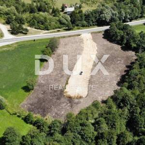 PLITVIČKA JEZERA - Građevinsko zemljište s građevinskim dozvolama za šest kuća
