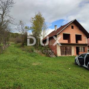 PLITVIČKA JEZERA(OKOLICA) - Kompleks zemljišta s objektom