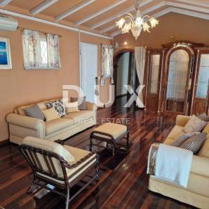 POBRI, OPATIJA - Villa s predivnim pogledom na izuzetnoj lokaciji 430 m2