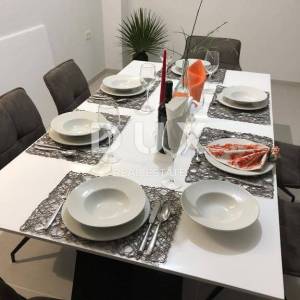 PODGORA - luksuzna apartmanska kuća
