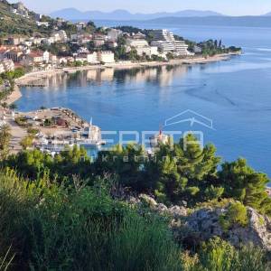 Podgora - poljoprivredno zemljište s panoramskim pogledom 