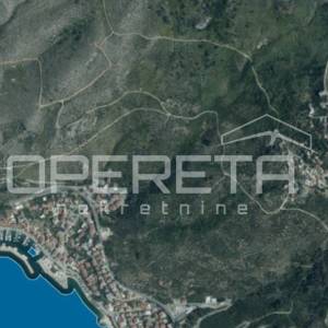 Podgora - poljoprivredno zemljište s panoramskim pogledom 