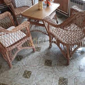 Podhum, samostojeća kuća 200m2, 2 garaže, okućnica