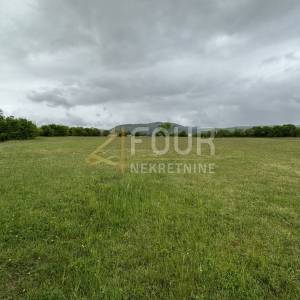 Podhum, zemljište od 1.341m2