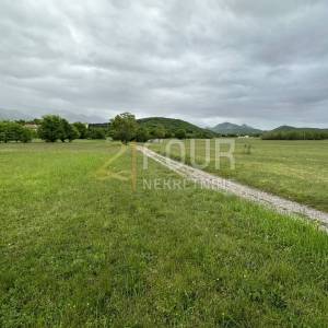Podhum, zemljište od 1.341m2