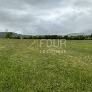 Podhum, zemljište od 1.341m2