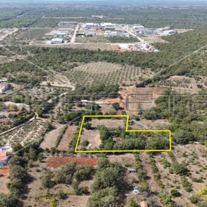 POLIČNIK, GRAĐEVINSKO ZEMLJIŠTE - Tri parcele, 4814 m²