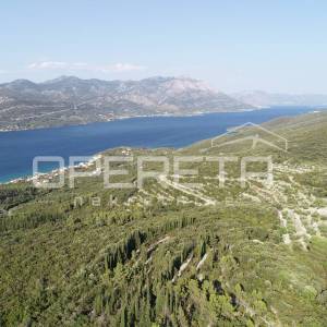 Poljoprivredno zemljište s potencijalom – 9435 m² u srcu prirode
