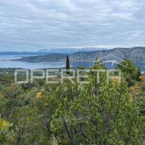 Poljoprivredno zemljište s potencijalom – 9435 m² u srcu prirode
