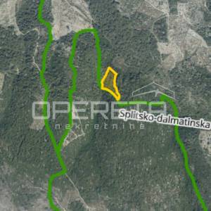Poljoprivredno zemljište od 13,984 m2 na Braču – Savršena prilika za investicije