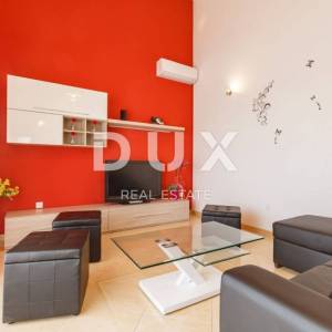 POREČ- KAŠTELIR, LABINCI- urbana villa, 110 M2, idealno za iznajmljivanje!