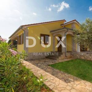 POREČ- KAŠTELIR, LABINCI- urbana villa, 110 M2, idealno za iznajmljivanje!