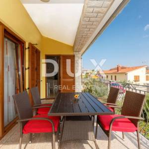 POREČ- KAŠTELIR, LABINCI- urbana villa, 110 M2, idealno za iznajmljivanje!