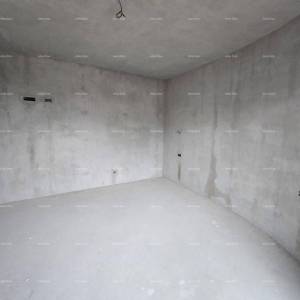 Poreč, stambeno poslovni objekt  sa apartmanima i podzemnim garažama.S74