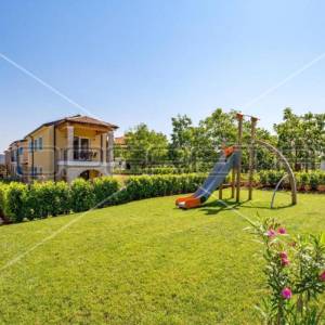 Poreč, Zgrada, 1,00 EUR