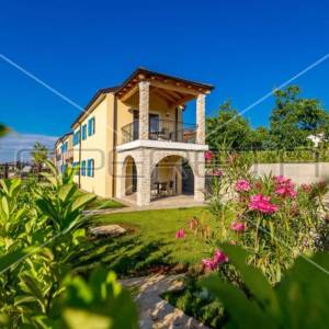 Poreč, Zgrada, 1,00 EUR