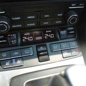 Porsche 911 Carrera 4 - reg 3/2026