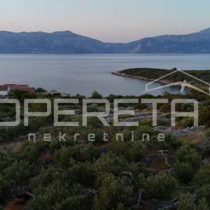 Povlja, Brač - ekskluzivna parcela s pogledom na more