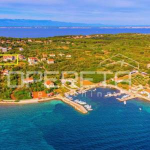 Prava mediteranska vila, 250m2, s pogledom na more i unutarnjim, grijanim bazeno