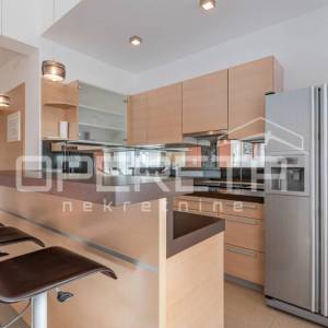 Predivan Penthouse 200m od plaže - Pješćana Uvala