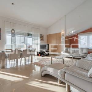 Predivan Penthouse 200m od plaže - Pješćana Uvala