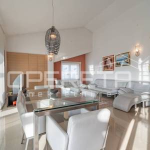 Predivan Penthouse 200m od plaže - Pješćana Uvala