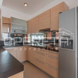 Predivan Penthouse 200m od plaže - Pješćana Uvala