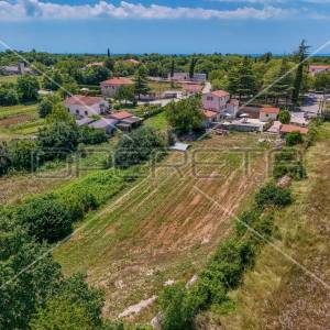 Predivna kamena kuća s bazenom u Marićima (Kanfanar okolica)