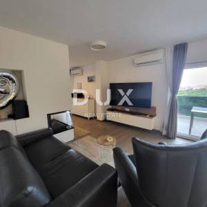 PREKO, ZADAR - Penthouse novogradnja, 2 minute od plaže!
