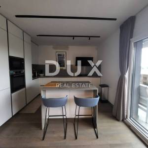 PREKO, ZADAR - Penthouse novogradnja, 2 minute od plaže!