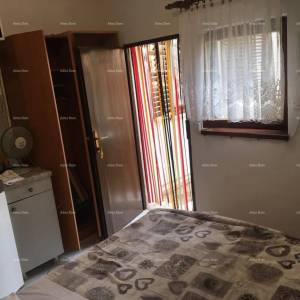 Premantura – 3 apartmana s dvorištem  blizu mora!Garaža!